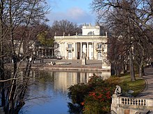 Le Palais de Bains Royaux, aussi appelé le Palais sur l'eau.