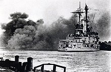premier Attaque du cuirassé allemand Schleswig-Holstein à Westerplatte, le 1er septembre 1939.