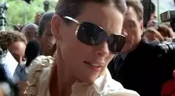 4x04 Kate enters
