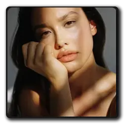 Daniela(a-travers-ma-fenetre-saga)