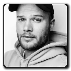 Lui Même(attraction-saga)