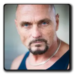 Toutes les infos sur Garde De Sécurité Inconnu Garde De Sécurité Inconnu(fast-furious-saga)