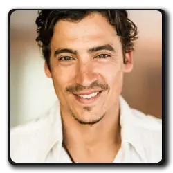 Garçon âgé(independence-day-saga)