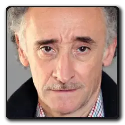Toutes les infos sur Lucien Remoux, Le Chanteur Au Mariage Lucien Remoux, Le Chanteur Au Mariage(les-visiteurs-saga)
