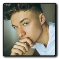 Toutes les infos sur Étudiant De Niveau élevé De Midtown Étudiant De Niveau élevé De Midtown(spider-man-avengers-saga)