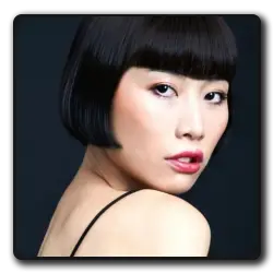 Space Bar Girl(star-wars-saga)