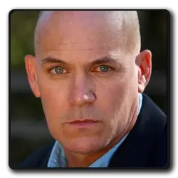Toutes les infos sur Officier Cazzuto Inconnu Officier Cazzuto Inconnu(terminator-saga)