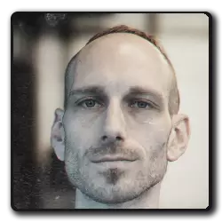 Lucas Baker(resident-evil-game)