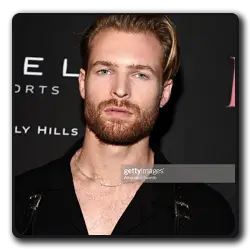 Garrett(9-1-1-lone-star_2020)