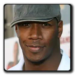 Garde De Sécurité Burly(future-man_2017)