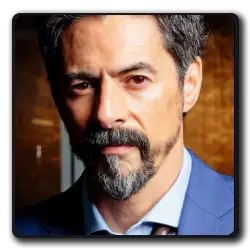 Louis XVI(jane-the-virgin_2014)