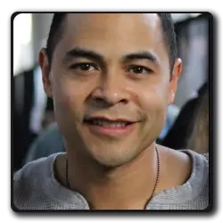 Toutes les infos sur César Martínez César Martínez(the-walking-dead_2010)
