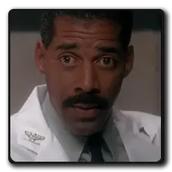 Docteur Militaire(the-x-files_1993)