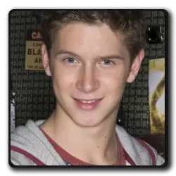 Toutes les infos sur Tyler Struhl Tyler Struhl(warehouse-13_2009)