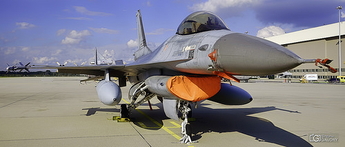 EHEH - F-16 Fighting Falcon
